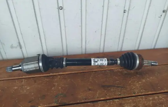 Citroen C4 III e-C4 Front driveshaft 9836235280
