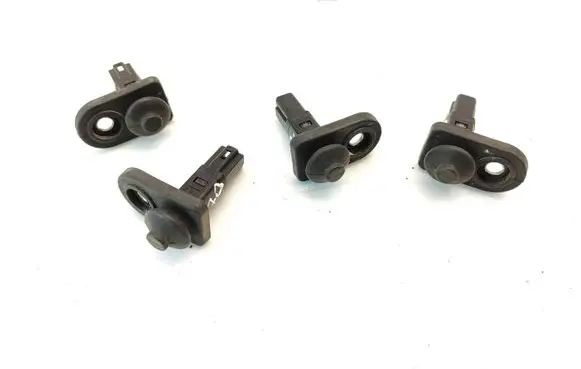 Hyundai Santa Fe Front door sensor 