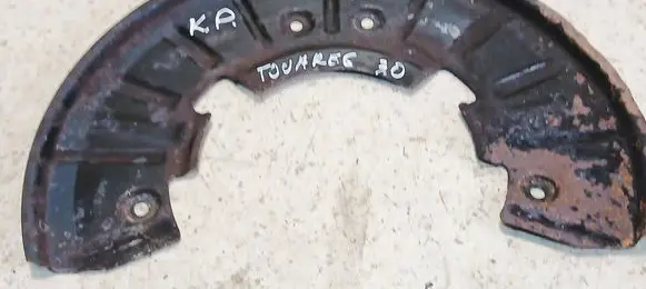 Volkswagen Touareg I Front brake disc dust cover plate 7L0615311B