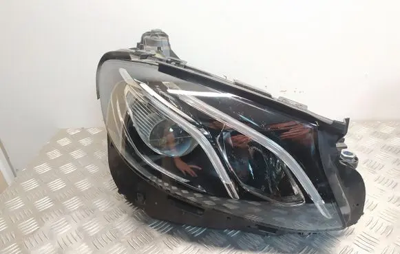 Mercedes-Benz E W213 Headlight/headlamp A2139064004