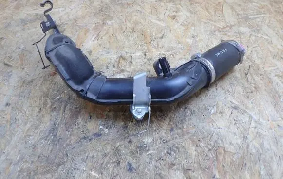 Lexus IS III XE30 Intercooler hose/pipe 1736136020