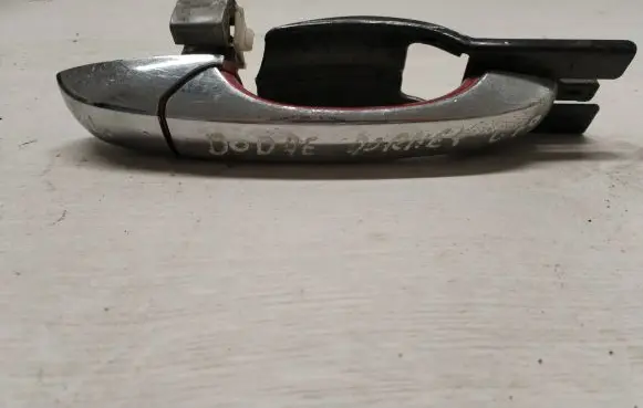 Dodge Journey Front door exterior handle 864AAA3308