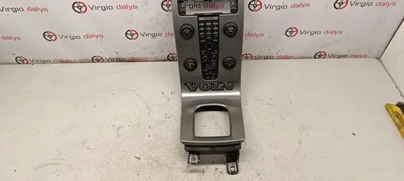 Volvo V50 Front seatbelt 616841