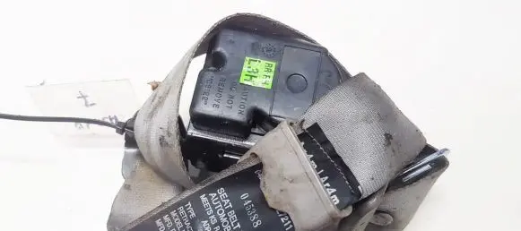 KIA Carnival Rear seatbelt