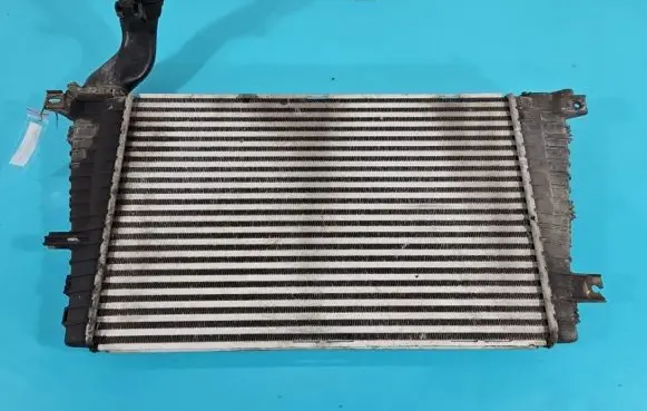 Opel Zafira B Intercooler radiator IMPRK1398057