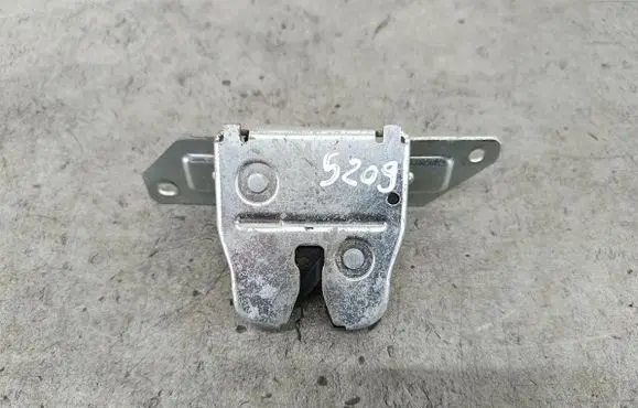 Mercedes-Benz A W168 Tailgate lock latch A1687400336