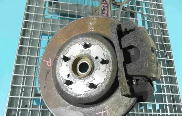 Lexus RX 330 - 350 - 400H Front wheel hub spindle knuckle IMPRK1313293