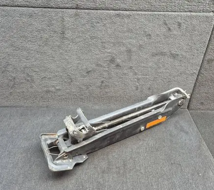Audi Q7 4L Lift Jack 7L0011031B 7L0011031E