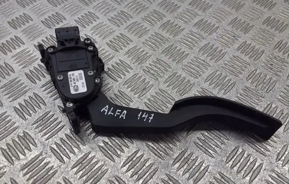 Alfa Romeo 147 Accelerator pedal position sensor 60695128
