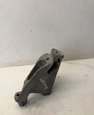 Audi A4 S4 B8 8K Engine mounting bracket 8K0199307AL