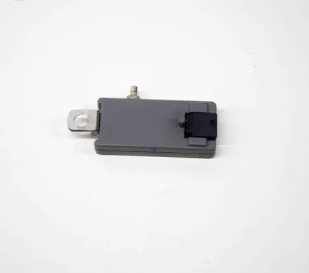 Audi A8 S8 D2 4D Aerial antenna amplifier 4D0035225F