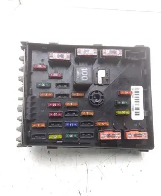 Volkswagen PASSAT CC Fuse module 3C0937125 63592777