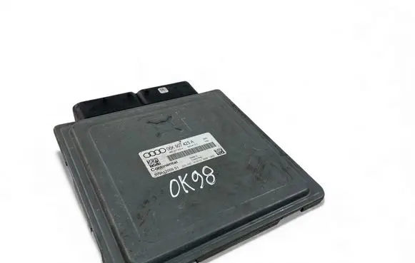Volkswagen Jetta VI Engine control unit/module ECU 06K907425A