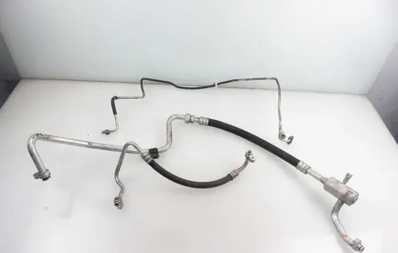 Nissan Pathfinder R50 Air conditioning (A/C) pipe/hose