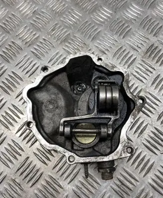 Mercedes-Benz E W124 Vacuum pump 0002302865 72060711