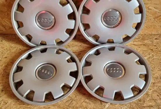Audi A4 S4 B7 8E 8H R16 wheel hub/cap/trim 4B0601147D