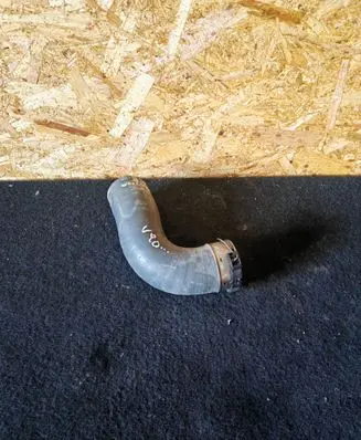 Volvo S90, V90 Air intake hose/pipe 32222269
