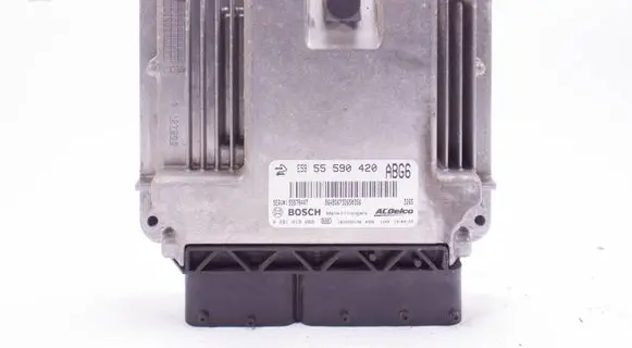 Opel Astra J Engine control unit/module 55590420 55579447 0281019088