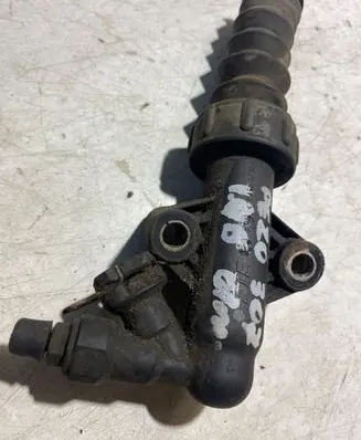 Clutch slave cylinder