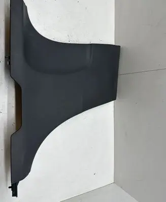 Volvo C40 (B) pillar trim (bottom) 31457495