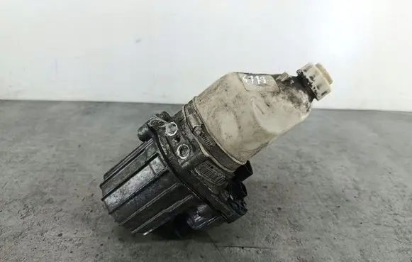 Opel Astra H Power steering pump 13192897ZF