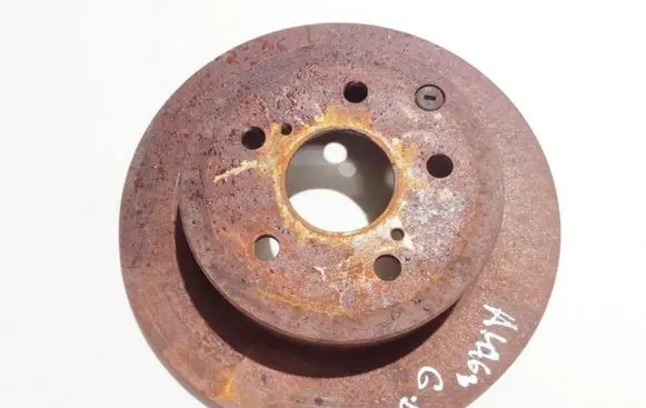 Toyota RAV 4 (XA30) Rear brake disc neventiliuojamas