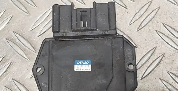 Toyota Corolla E120 E130 Heater blower fan relay 4993002121