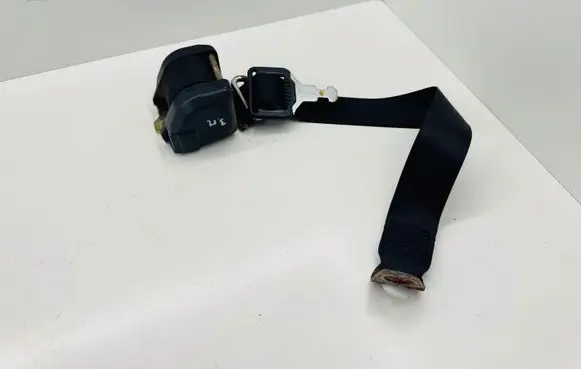 Mercedes-Benz W123 Rear seatbelt 1238605585 40075 00011620