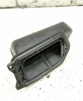 Audi A6 C7 Air intake duct part 4G1819904A