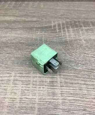 BMW X5 E53 Other relay 8373700 V23134K59X312
