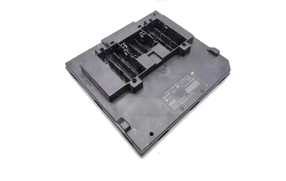 Volkswagen Crafter Central body control module 5Q0937084CM A2C10390804