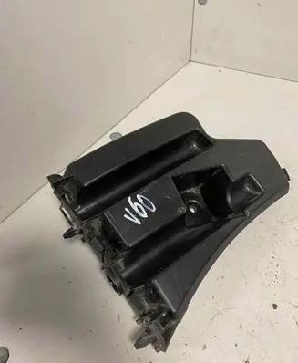 Volvo V60 Front bumper mounting bracket 30796626 BP8BA