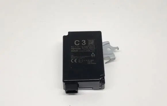 Toyota RAV 4 (XA40) Tire pressure control unit 8976042033