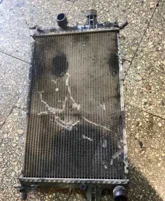 Opel Zafira A Coolant radiator