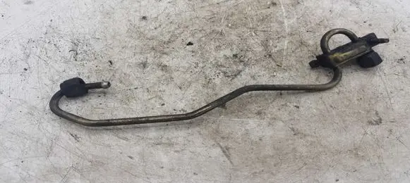 Nissan X-Trail T30 Fuel injector supply line/pipe NOCODE