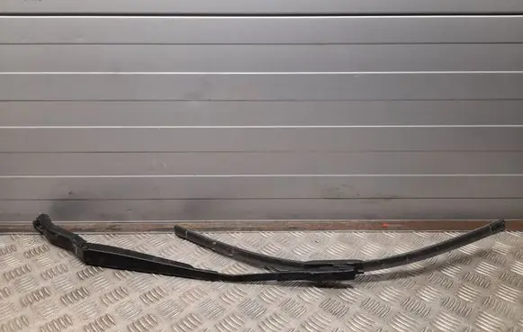 Audi Q7 4M Front wiper blade arm 4M1955407