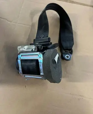 Land Rover Discovery 5 Front seatbelt HY32-611B69-AC