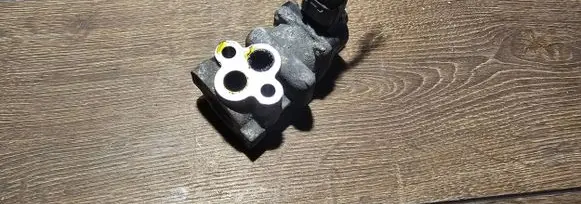 Mitsubishi Outlander EGR valve 1582a166