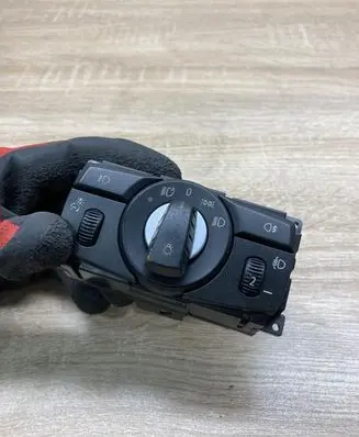 BMW 5 E60 E61 Light switch 6988555