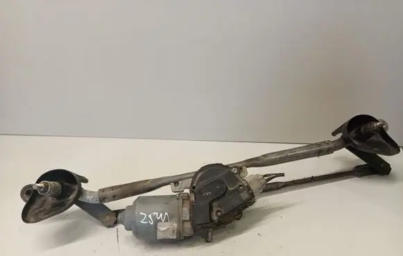 Dodge Caliber Front wiper linkage and motor 05303780AE