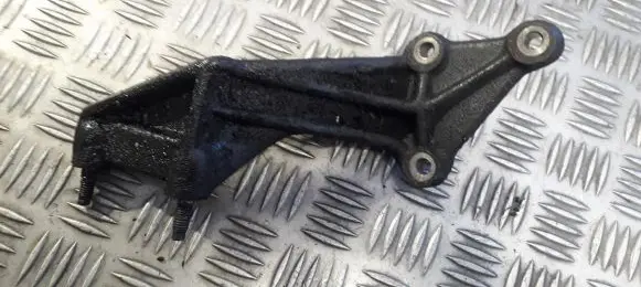 Ford Mondeo MK II Engine mounting bracket 96ag3k305ba