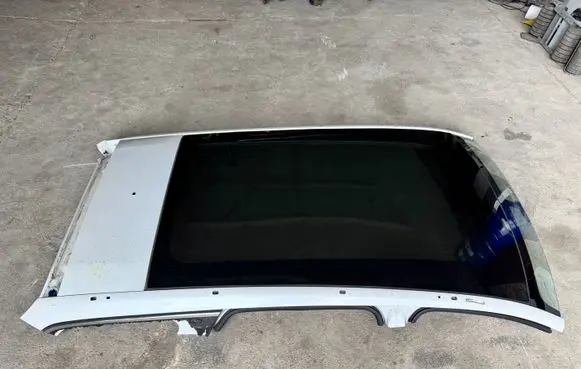 Peugeot 308 Sunroof glass