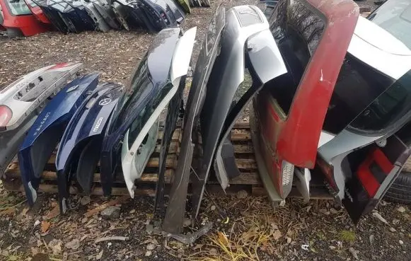 Renault Espace II Tailgate/trunk/boot lid raudonas