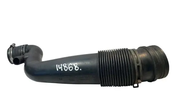 Volkswagen Transporter - Caravelle T4 Air intake hose/pipe 028129627L 028129627N