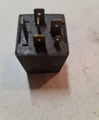 Opel Astra G Other relay 90069864