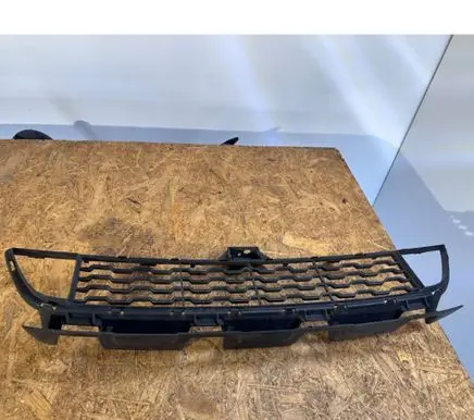 BMW 4 F36 Gran coupe Front bumper lower grill 8054503 15857711