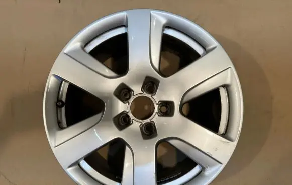 Audi A6 C7 R17 alloy rim 