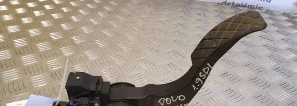 Volkswagen Polo Accelerator throttle pedal 0281002378