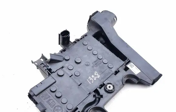 Volvo S90, V90 Battery relay fuse 32200112 214549241