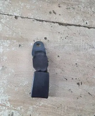 Citroen C3 Rear seatbelt buckle 33015510 040804 9640832177